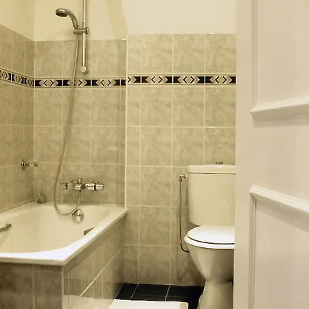 Hotel De Franc Bois Chimay Kamer foto